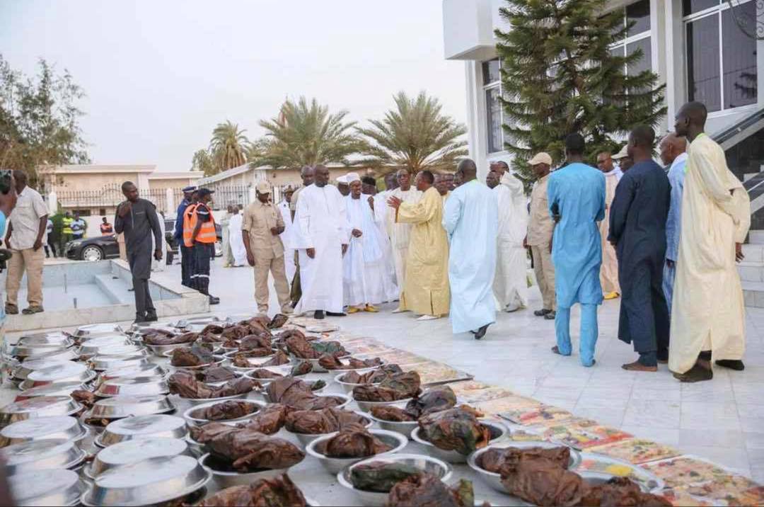 (05 Photos) Touba : Les « berndés » du khalife général des mourides Serigne Mountakha Mbacké au président Macky Sall