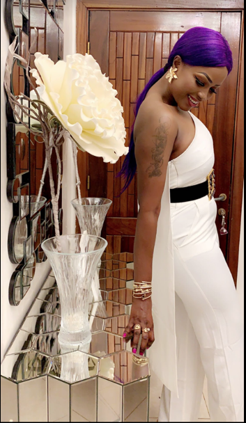 (10 Photos) Mbathio Ndiaye refait surface avec une tenue très chic