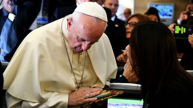 Le pape François s’excuse pour les abus s£xuels