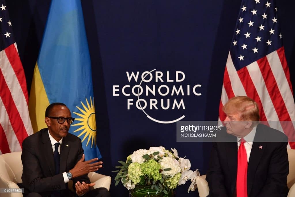 ( 08 Photos) « Pays de merde ». Trump refuse de présenter ses excuses Face à Paul Kagame, Regardez ce qu’il fait …