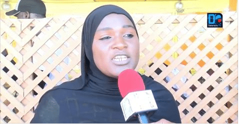 Vidéo : la femme du présumé terroriste Moustapha Diatta attaque la presse