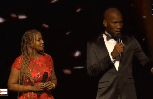 CAF Awards : Didier Drogba s’est fait voler en pleine …