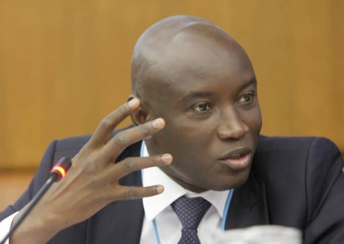Abdoul Mbaye : « Aly Ngouille Ndiaye vient d’entrer de manière scandaleuse dans l’histoire politique de notre pays »
