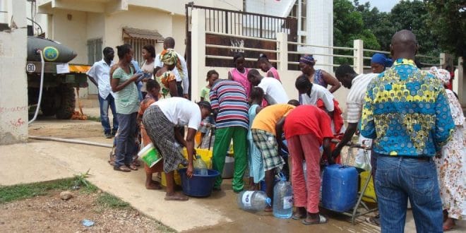 Vidéo - Pénurie d’eau à Dakar : les populations vivent le calvaire