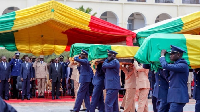 Crash de l’hélico de l’Armée : Le président Macky Sall s'incline devant la mémoire des disparus