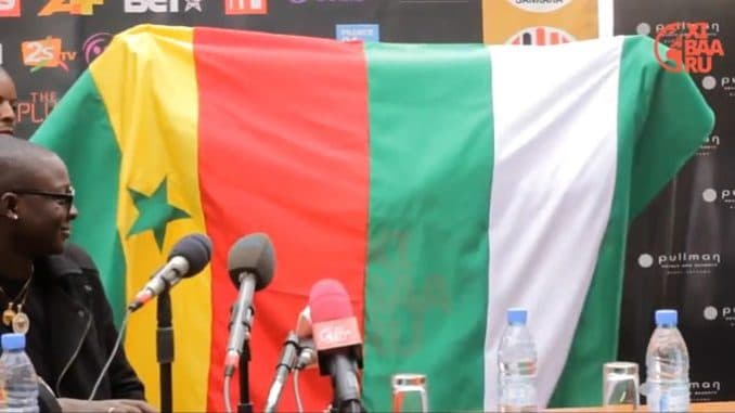 (Video) Incroyable: Le geste de Davido qui va plaire aux sénégalais