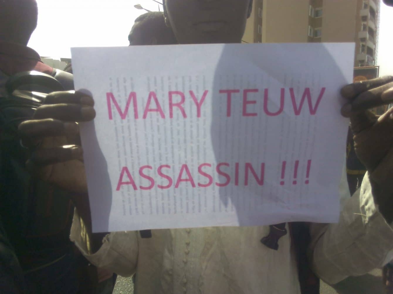 En assemblée générale à l’Ucad : Les étudiants réclament le départ de Mary Tew Niane et d'Amadou Ba