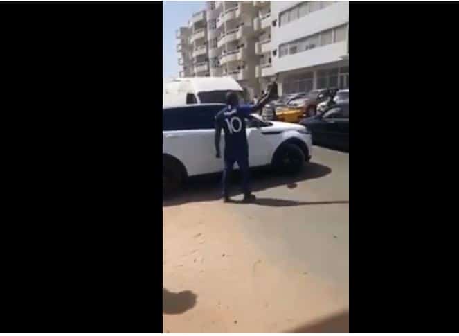 Urgent: Un homme sort une arme et tire en pleine rue à Sacré Cœur 3 (Vidéo)