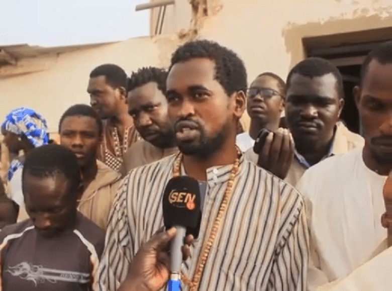(Vidéo) Un jeune homme insulte Cheikh Abdoul Khadr Djeylani, les jeunes khadres, révoltés, invitent l’Etat à réagir...