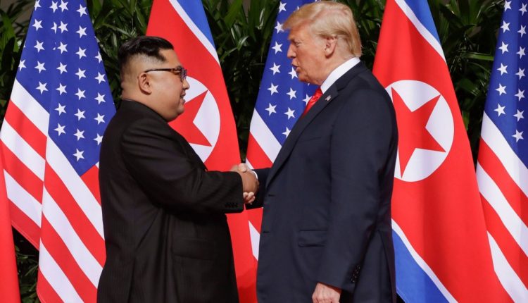 Trump-Kim Jong: La poignée de main qui va sauver le monde…