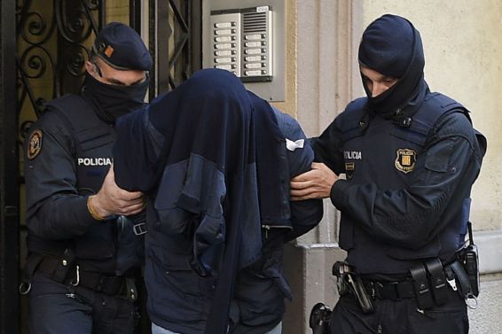 Rome : Un sénégalais arrêté pour vente de drogue tente de se suicider en se coupant les veines