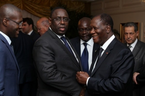 Ouattara braqué sur les cartes d’identité biométriques : Macky va-t-il sauver la Cedeao ?
