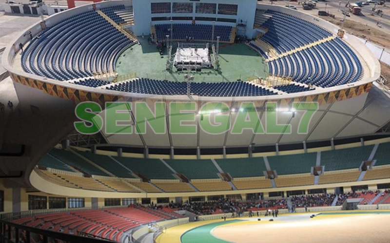 6-Photos: Comparaison entre l'arène nationale du Sénégal à celle du Ghana