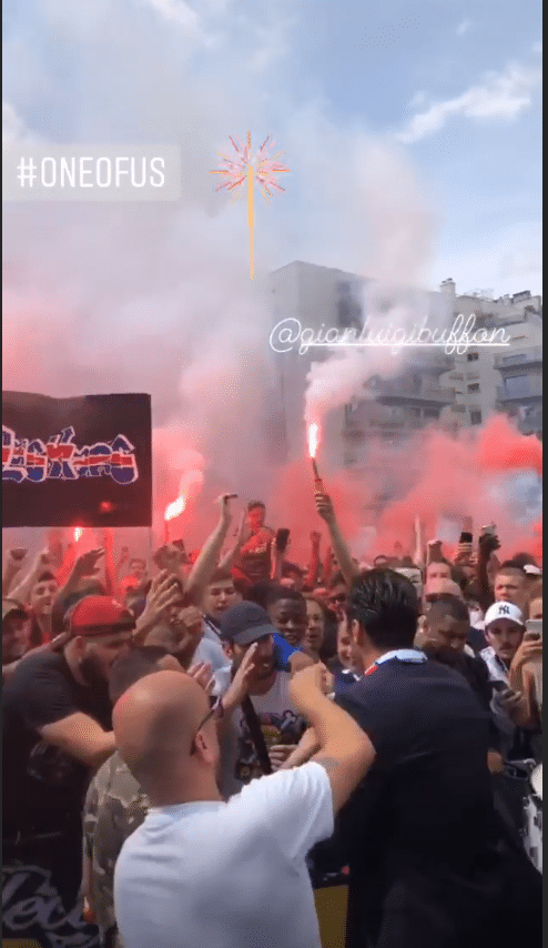 Vidéo: L'accueil incroyable des supporters du PSG à Buffon