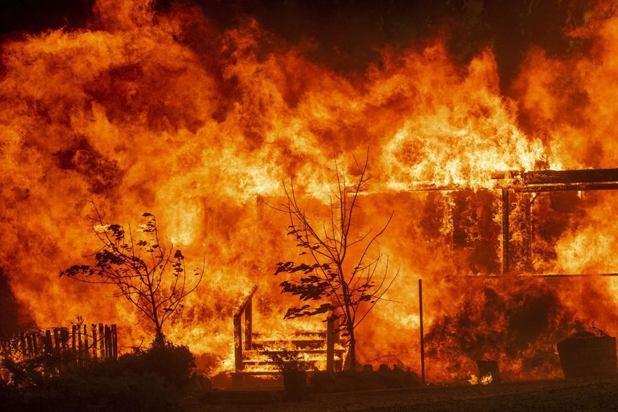 (Vidéo): De gigantesques incendies en Californie