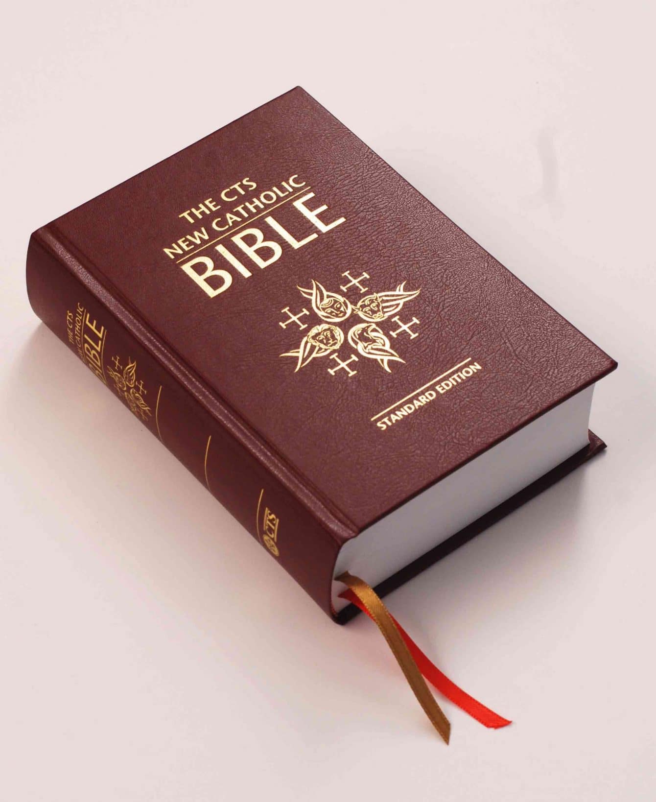 Insolite : dans ce pays, la vente de la bible est désormais interdite. Voici les raisons !