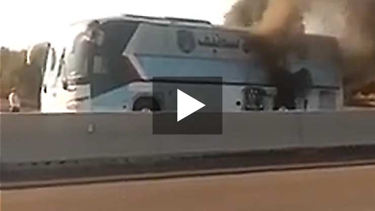 Frayeur: Le bus de l'Es Sétif prend feu en pleine route