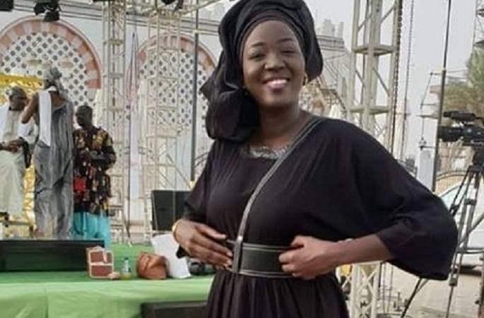 Magal 2018 : La très charmante journaliste Faty Dieng dans la peau d’une “Yaye Fall” (02 Photos)