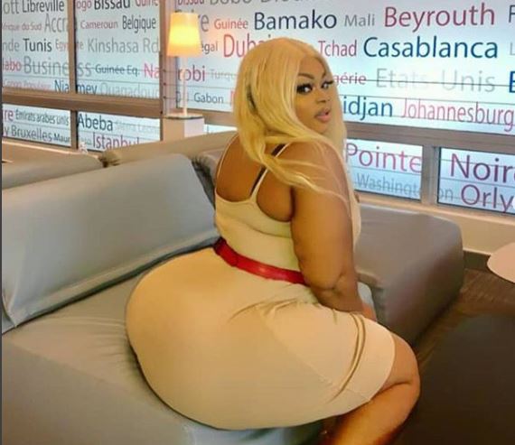 20 photos – Eudoxie Yao réplique à Sanchi en publiant de nouvelles photos hyper s£xy