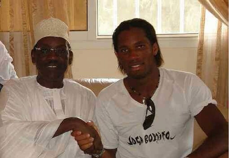 Arrêt sur image : Serigne Maodo Sy avec Didier Drogba !