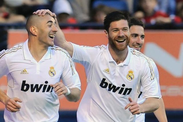 Real Madrid : Xabi Alonso s’enflamme pour Karim Benzema