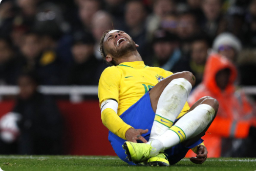 Neymar sort sur blessure avant l'heure de jeu contre Bordeaux