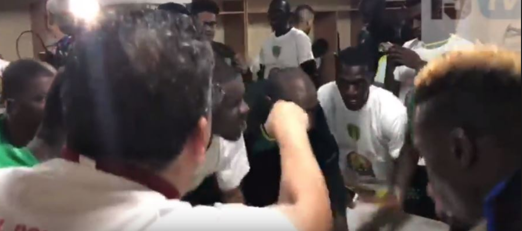 (Vidéo) Qualification historique de la Mauritanie à la CAN : Explosion de joie dans le vestiaire