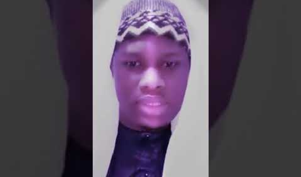 (Vidéo) Après Serigne Babacar Sy, Abdoul Khoudoss, le fils de Serigne Modou Kara, chante Mame Bounama de Ndiassane