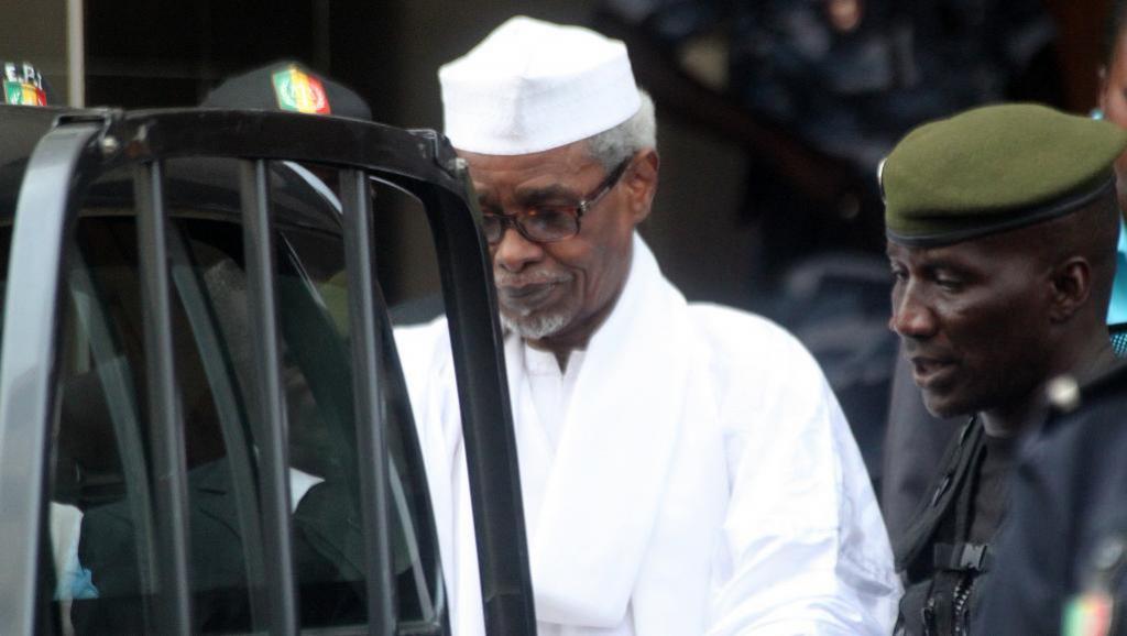 (Urgent) Le juge des référés interdit le livre de Marcel Mendy sur Hissein Habré