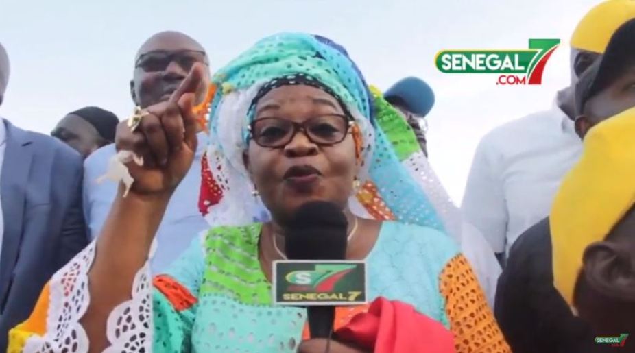 VIDEO - Marche de l'opposition, Aïda Mbodji attaque Macky : "dina dégagé..."
