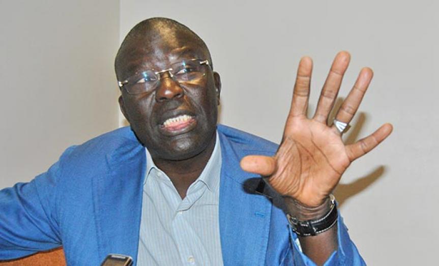 Babacar Gaye remonte les bretelles à Dionne:« En tant que PM, il devrait s’interdire de… »
