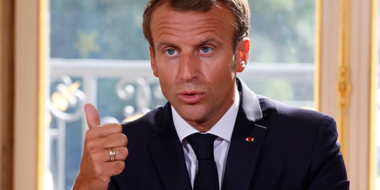 (Vidéo) Le discours de Macron en réponse aux gilets jaunes : augmentation du Smic, suppression des impôts…