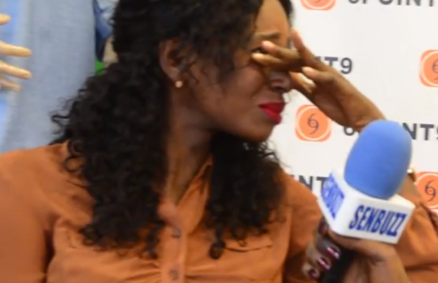(Vidéo) Mamita de la série Mbettel craque et se fond en larmes pleine émission en témoignant sur..
