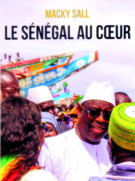 « Le Sénégal au cœur » : Macky Sall présente son livre ce…