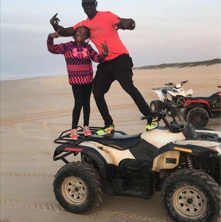 ( 03 Photos ) Sankara Mbaye en mode papa poule avec sa fille Daba Guéweul …