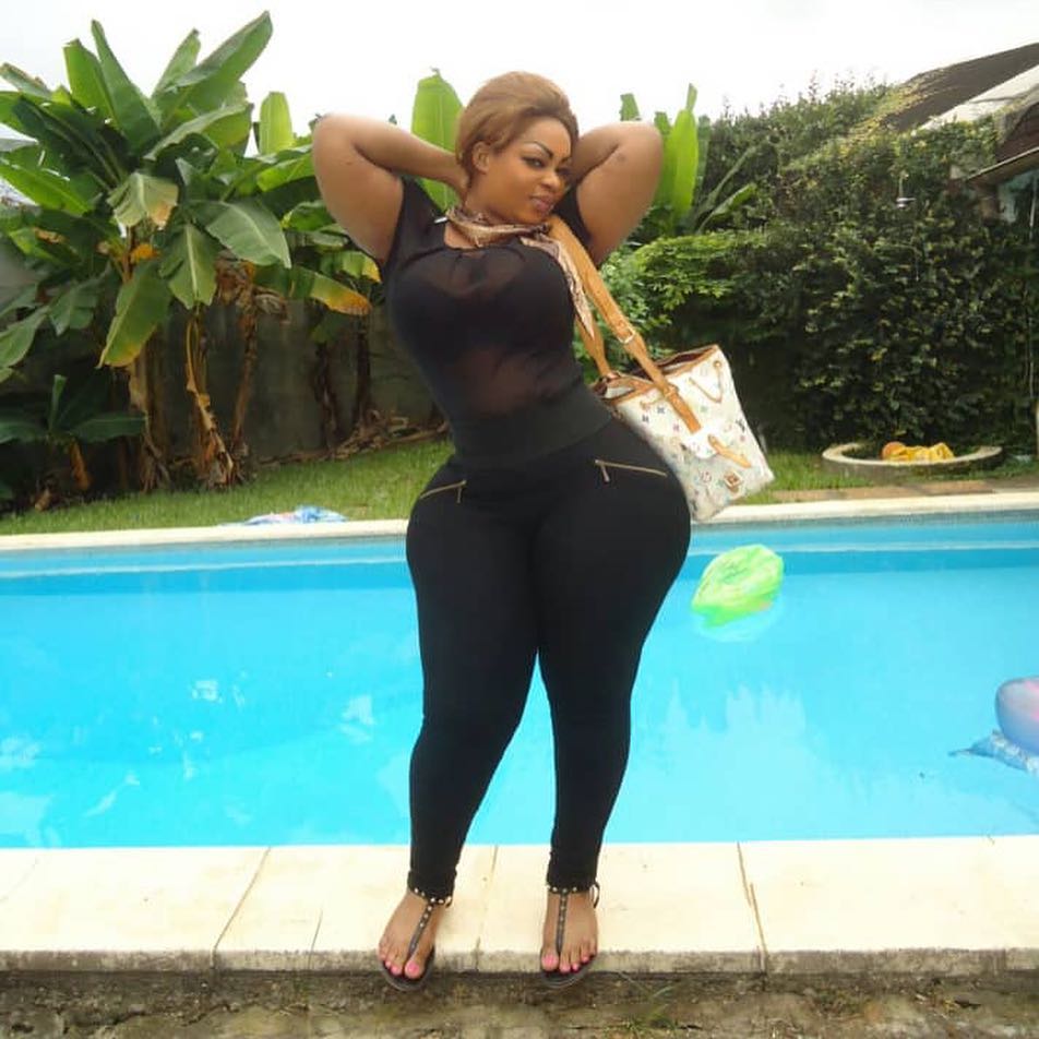 (Attention aux yeux) Vidéo explosive de Eudoxie Yao secoue la toile