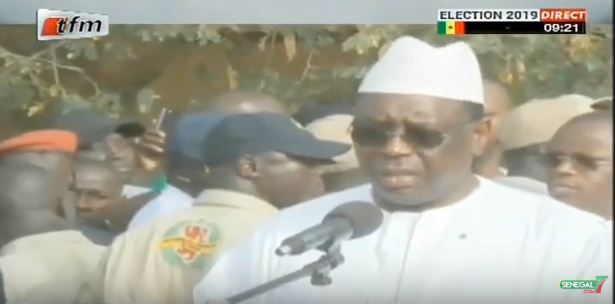 Vidéo-Après son vote ,le candidat Macky Sall magnifie la maturité du peuple Sénégalais