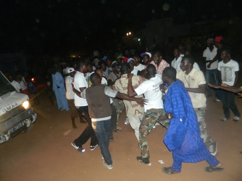 Affrontements à Touba: Des coups de feu tirés, Modou Mbacké Bara Dolly prend les jambes à son cou