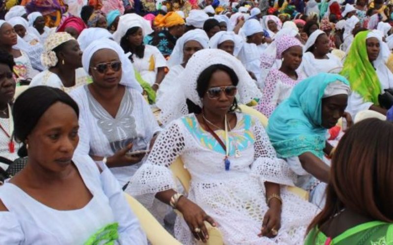 8 mars : Macky Sall souhaite que les femmes rentrent dans les partis politiques