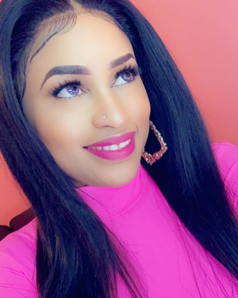 (10 photos) Ngoné Ndiaye Sucrée fait vibrer la toile avec ses atouts