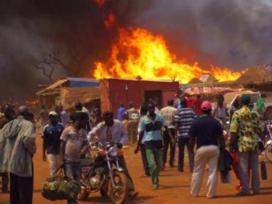 Kédougou : Un incendie d'une rare violence détruit toute la partie Est de Kharakhéna.