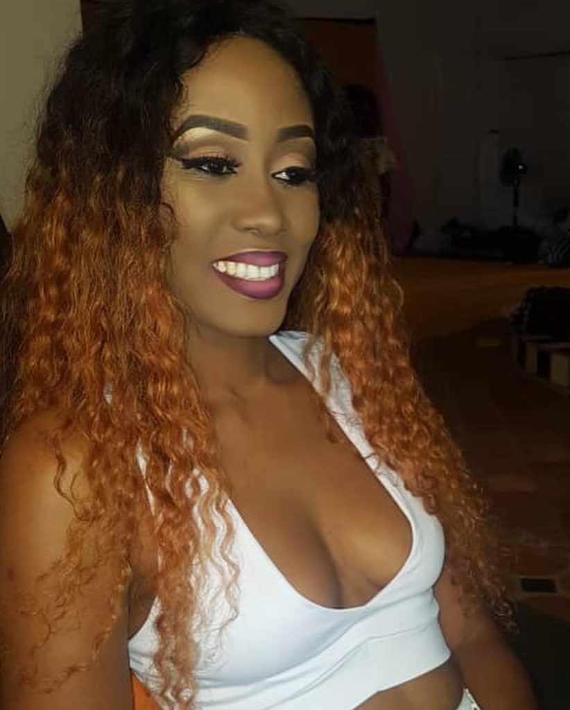 Queen Biz ose encore et nous montre presque tout (images)