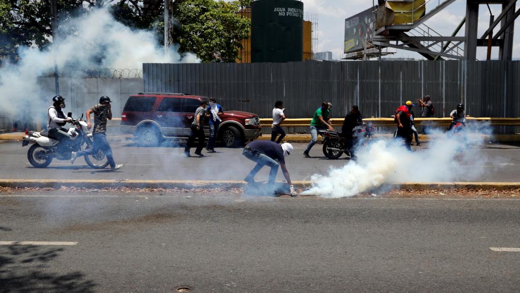 Venezuela: les États-Unis font pression pour le départ de Maduro