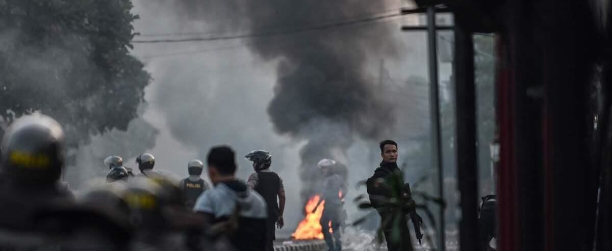 Indonésie : des émeutes post électorales font 7 morts et des centaines de blessés à Jakarta