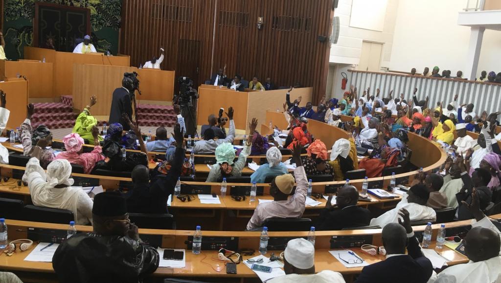 Sénégal: le Parlement adopte la réforme constitutionnelle