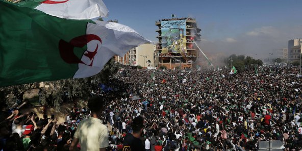 Algérie : nouveau vendredi de contestation, le dernier avant le ramadan