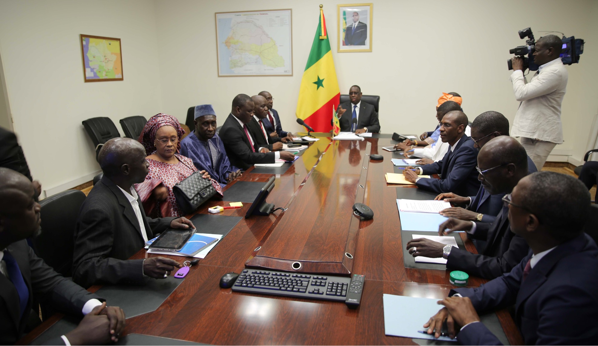 "Gloire au pays où l'on parle" : Le Sénégal en est-il une exception ?