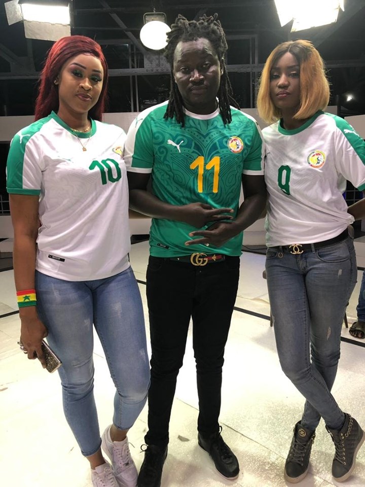 10 Photos : Les animateurs de “Vous et Nous” soutiennent les lions