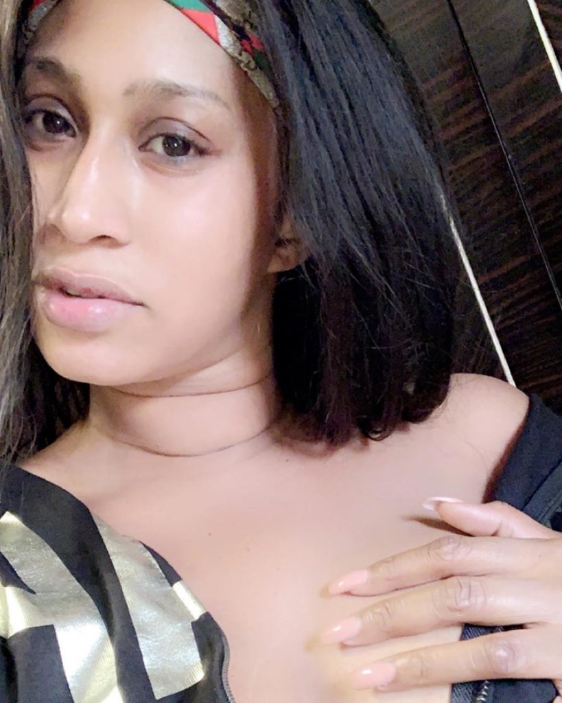 ( 05 Photos ) Les Nouvelle photos explosives de Diaba Sora, la bombe malienne