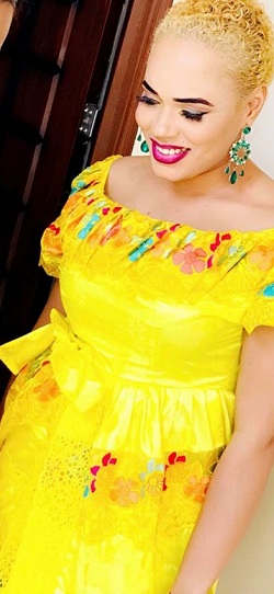 (07 Photos) L’élégance de Rama Aidara, 3 différentes Sagnsès à couper le souffle